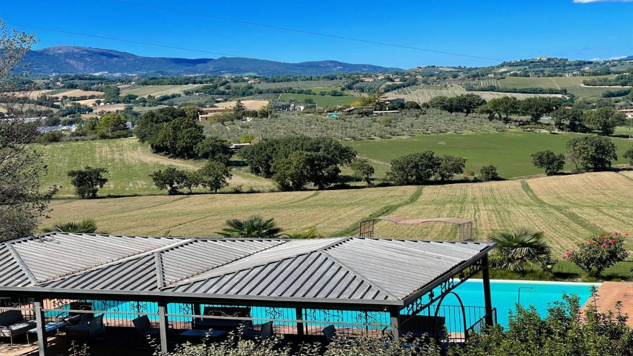 6 Guests- Magical Grounds With Pool Jacuzzi Spoleto