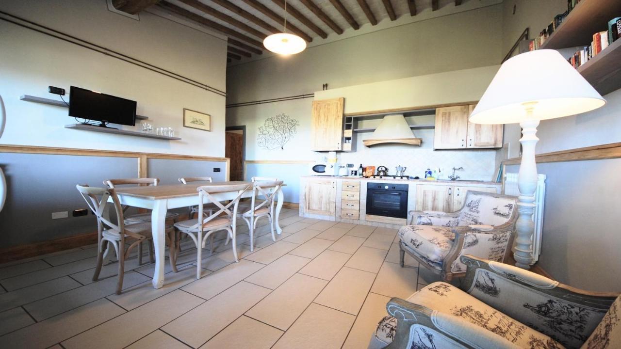 6 Guests- Magical Grounds With Pool Jacuzzi Spoleto