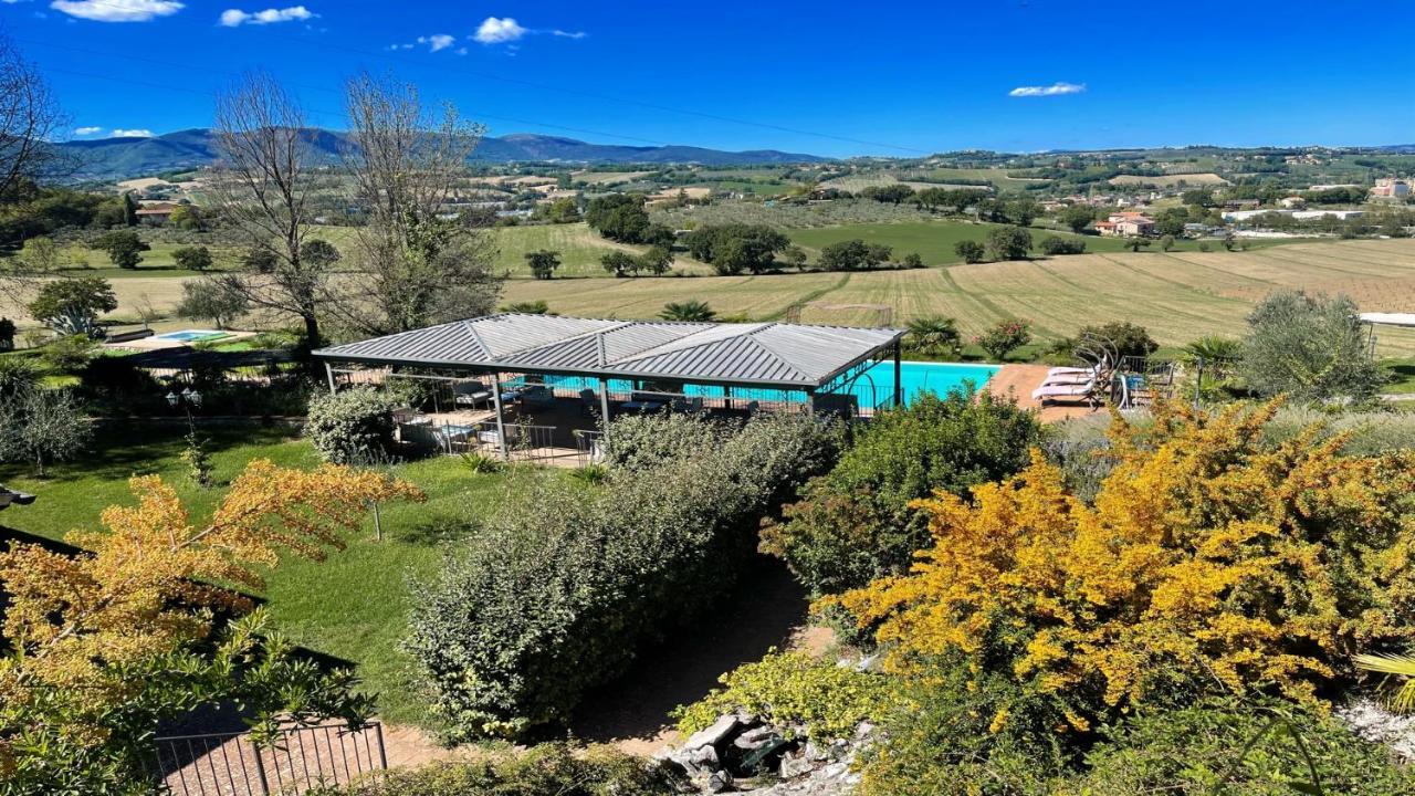 6 Guests- Magical Grounds With Pool Jacuzzi Apartment Spoleto