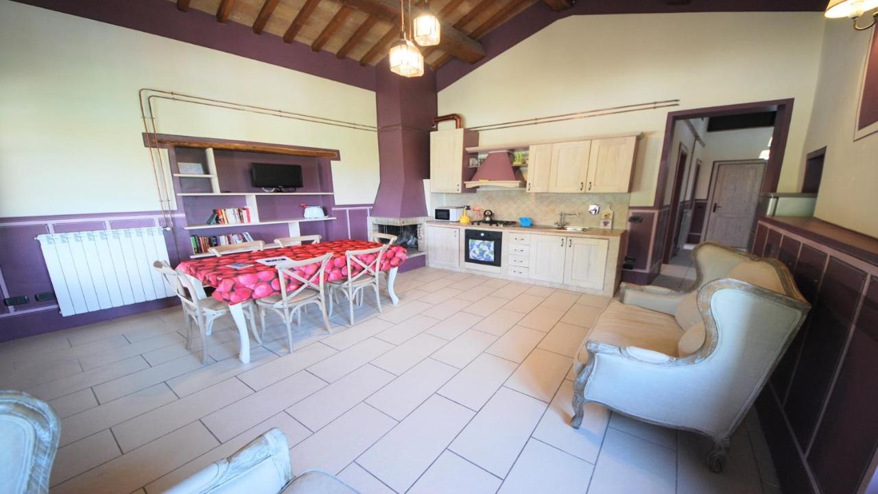 6 Guests- Magical Grounds With Pool Jacuzzi Apartment Spoleto