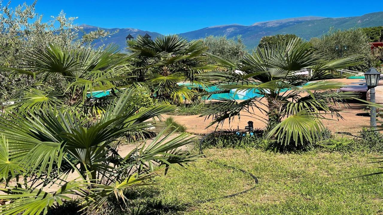 6 Guests- Magical Grounds With Pool Jacuzzi Spoleto